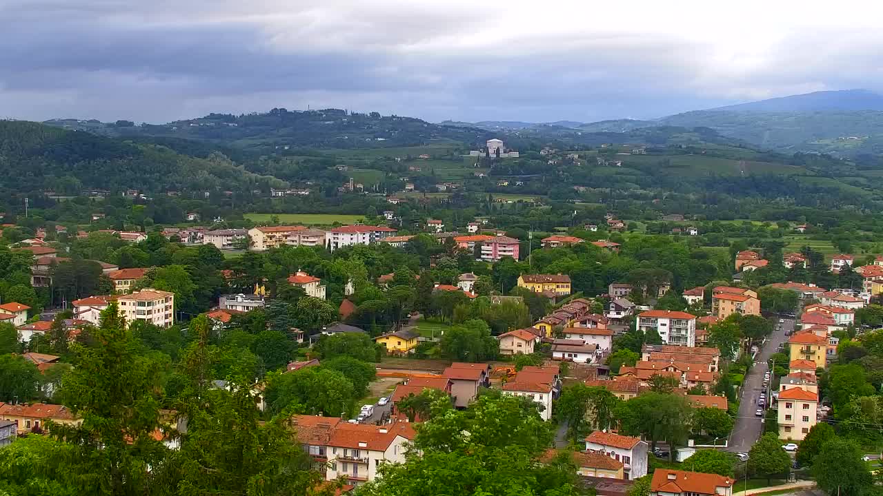 Nova Gorica et Gorizia : Vue Imprenable depuis le Monastère Franciscain de Kostanjevica