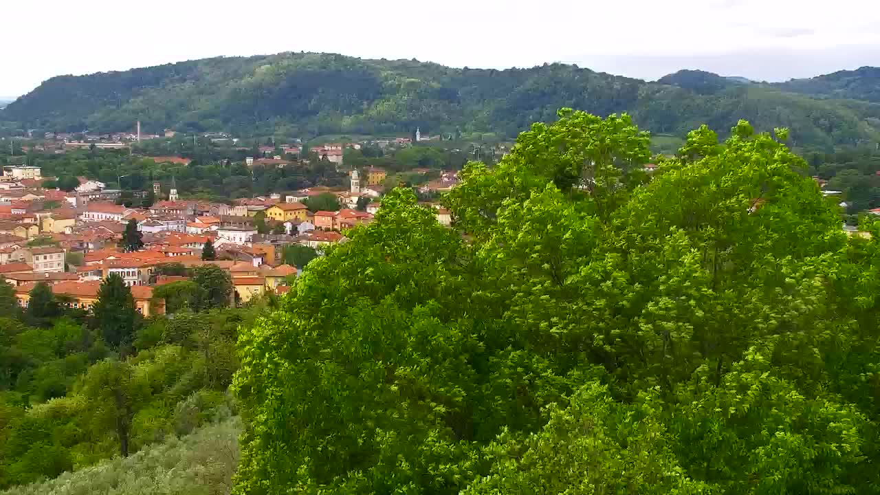Nova Gorica i Gorica: Prekrasan Pogled iz Franjevačkog Samostana Kostanjevica