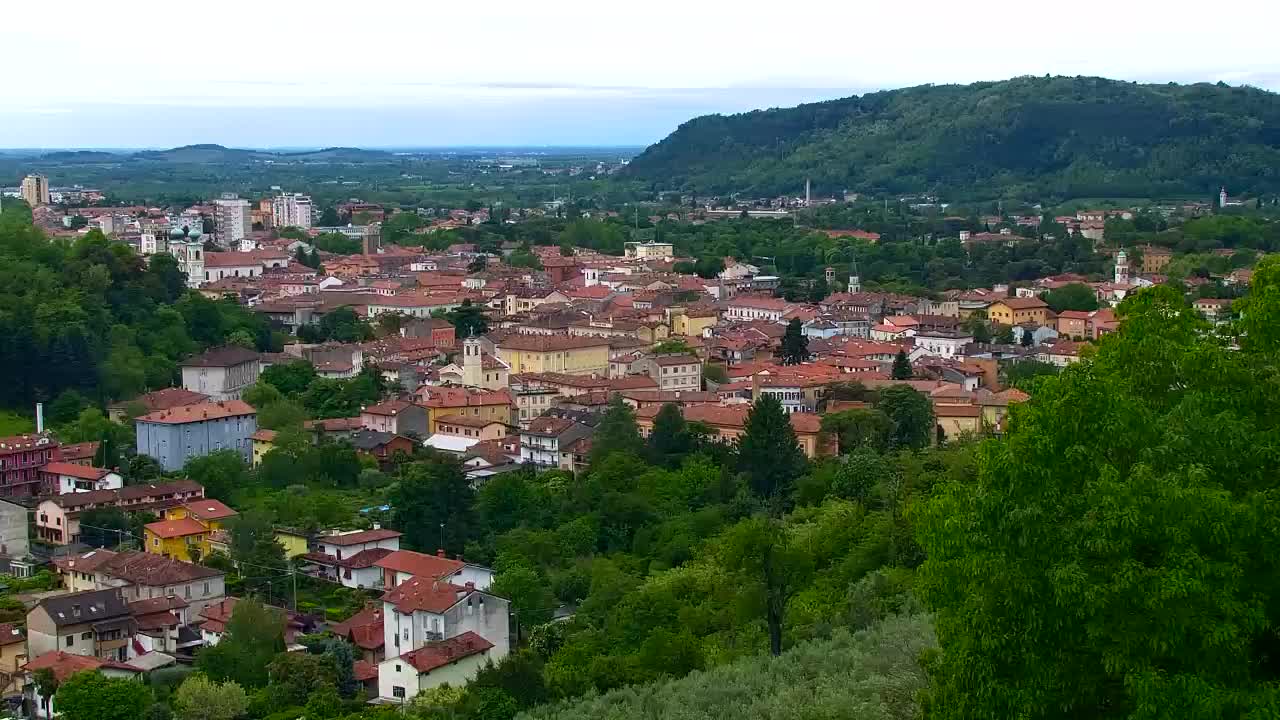 Nova Gorica und Görz: Atemberaubende Aussicht vom Franziskanerkloster Kostanjevica