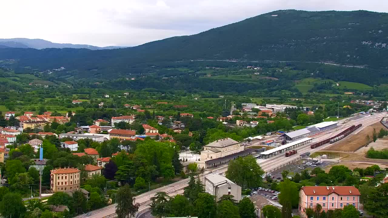 Nova Gorica y Gorizia: Impresionantes Vistas desde el Monasterio Franciscano de Kostanjevica