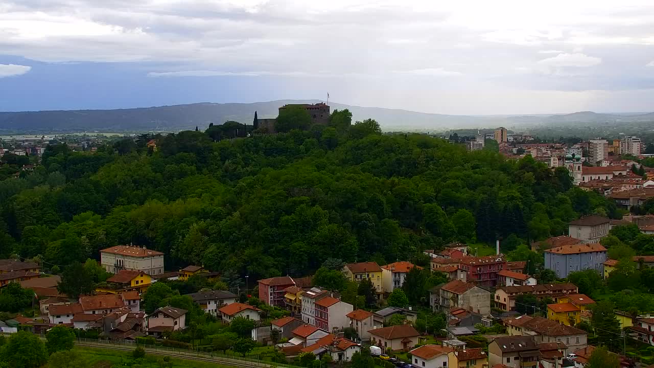 Nova Gorica e Gorizia: Panorama Mozzafiato dal Convento Francescano di Castagnevizza