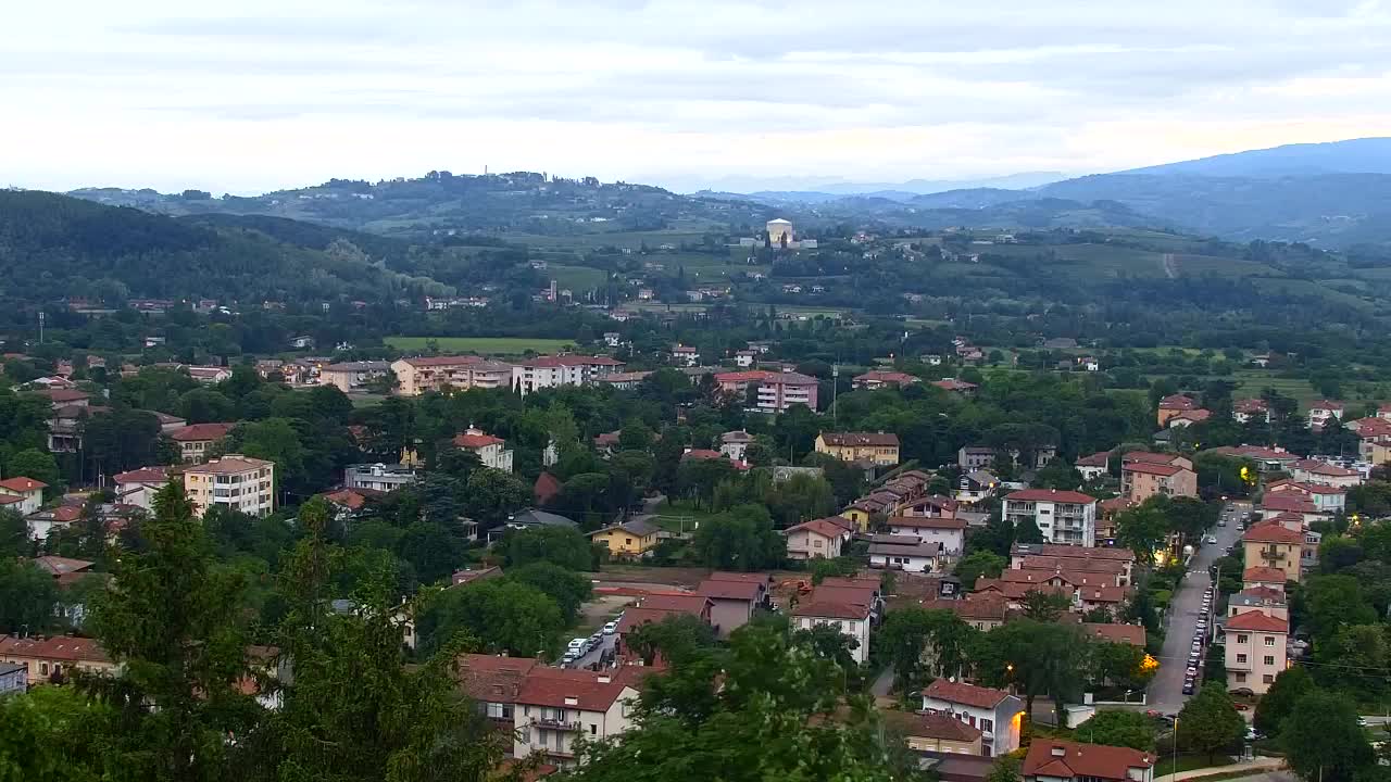 Nova Gorica y Gorizia: Impresionantes Vistas desde el Monasterio Franciscano de Kostanjevica