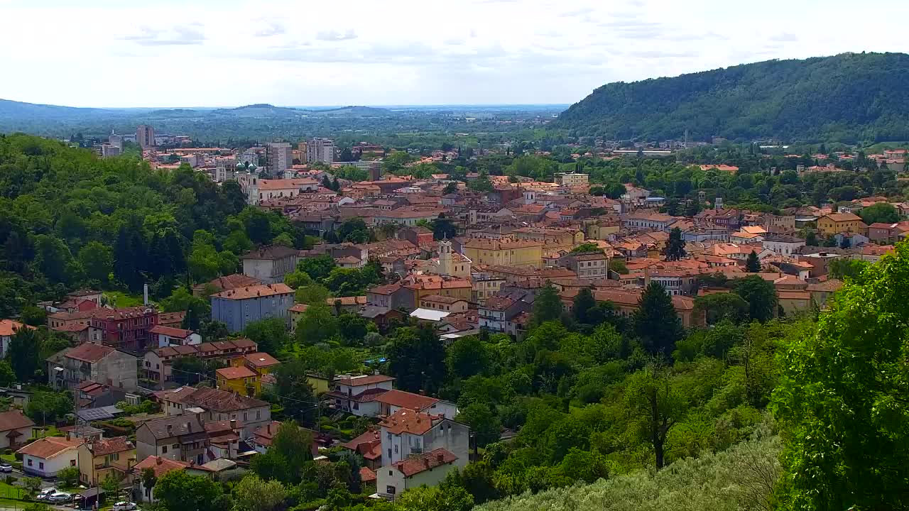 Nova Gorica i Gorica: Prekrasan Pogled iz Franjevačkog Samostana Kostanjevica