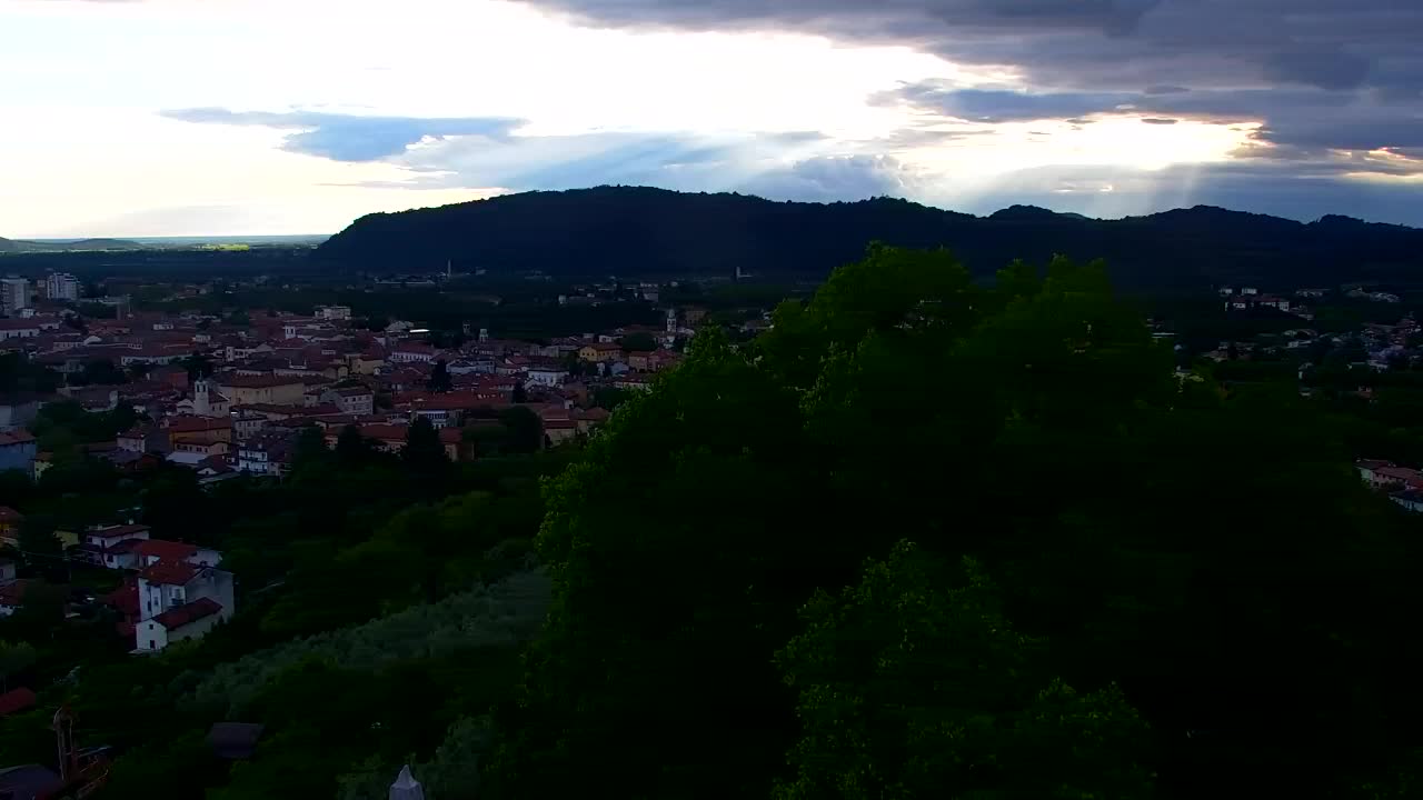 Nova Gorica und Görz: Atemberaubende Aussicht vom Franziskanerkloster Kostanjevica