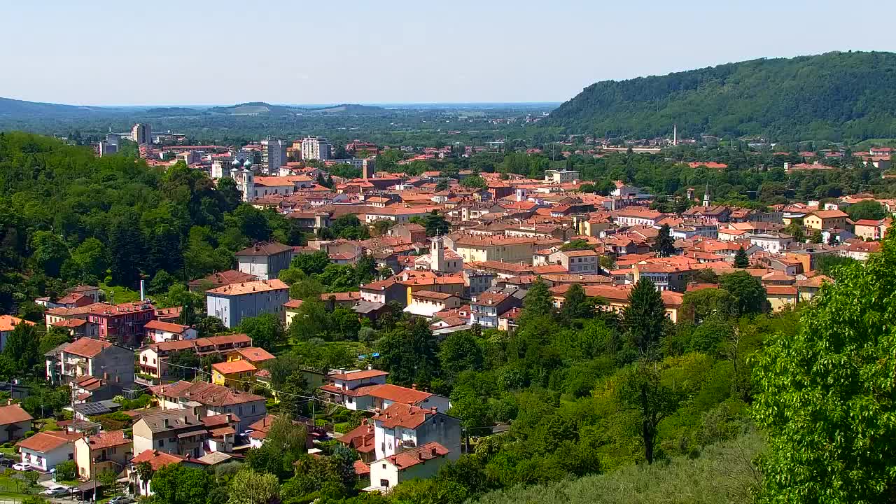 Nova Gorica y Gorizia: Impresionantes Vistas desde el Monasterio Franciscano de Kostanjevica