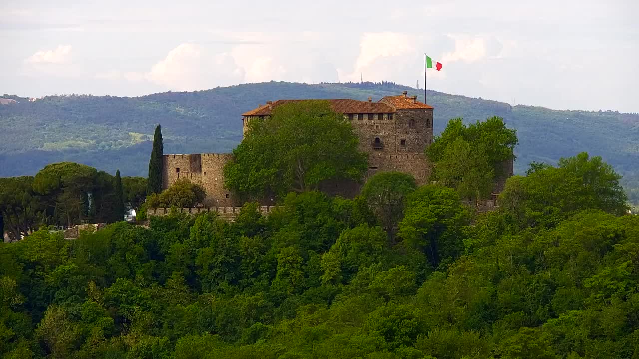 Nova Gorica y Gorizia: Impresionantes Vistas desde el Monasterio Franciscano de Kostanjevica