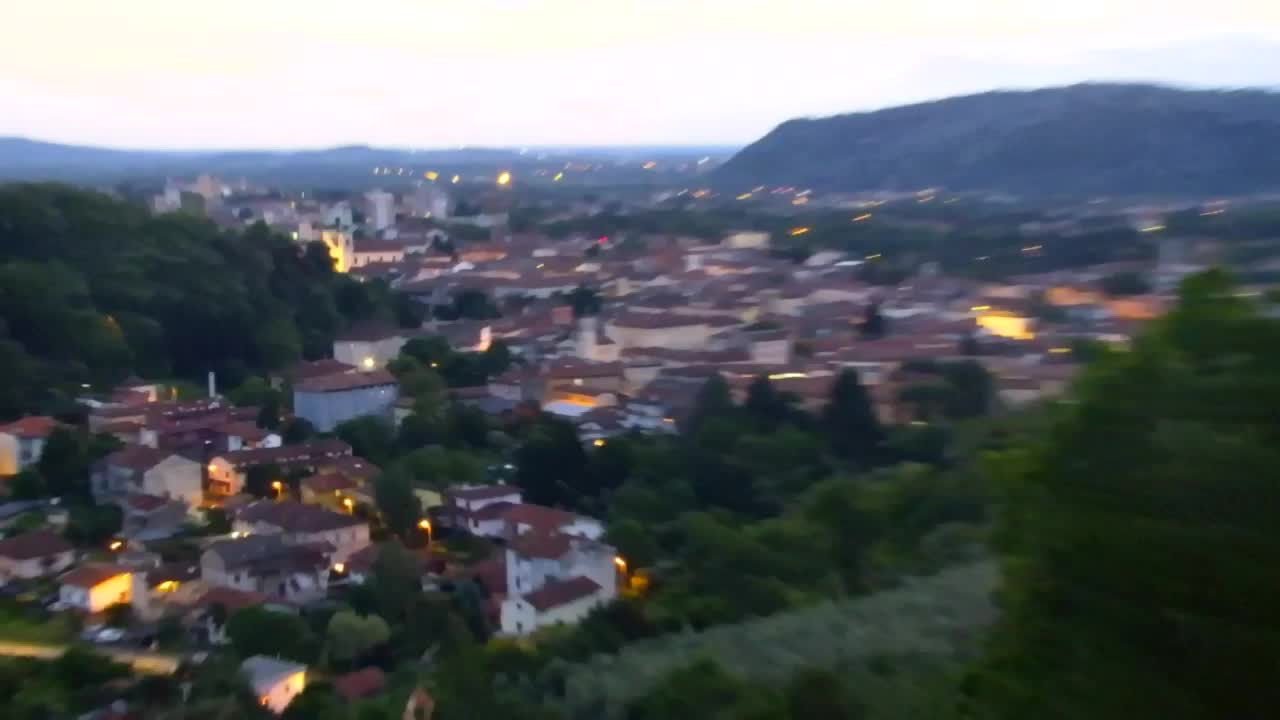 Nova Gorica e Gorizia: Panorama Mozzafiato dal Convento Francescano di Castagnevizza
