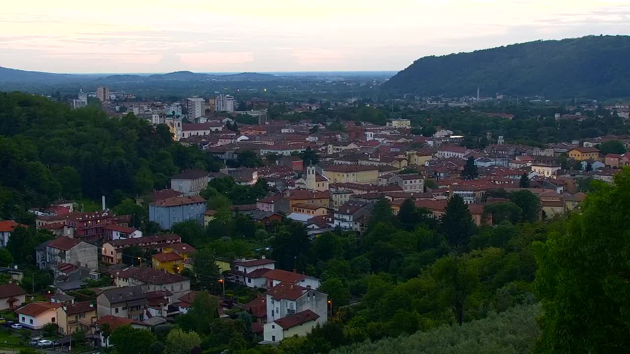 Nova Gorica y Gorizia: Impresionantes Vistas desde el Monasterio Franciscano de Kostanjevica