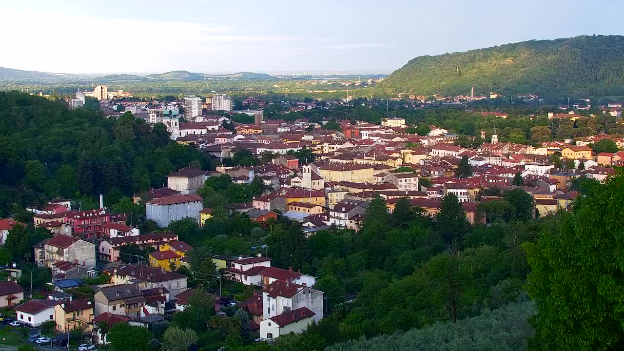 Nova Gorica und Görz: Atemberaubende Aussicht vom Franziskanerkloster Kostanjevica