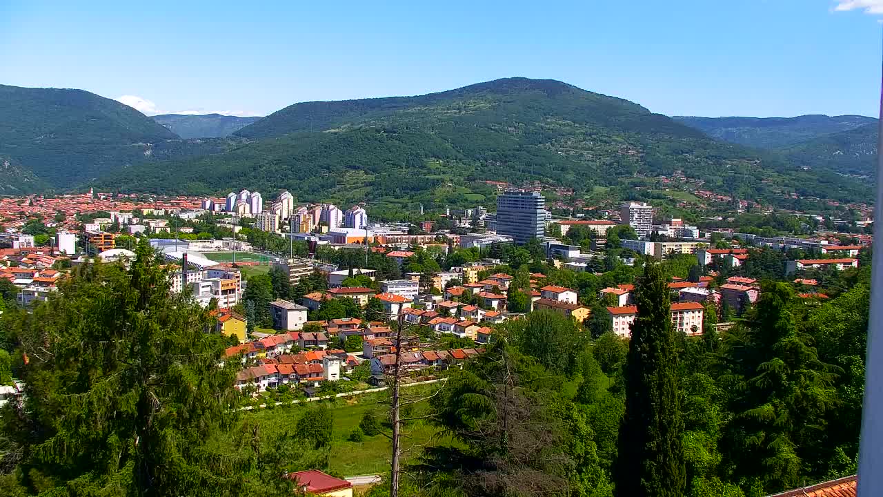 Nova Gorica e Gorizia: Panorama Mozzafiato dal Convento Francescano di Castagnevizza