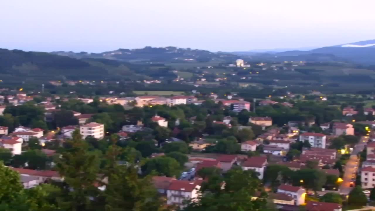 Nova Gorica e Gorizia: Panorama Mozzafiato dal Convento Francescano di Castagnevizza