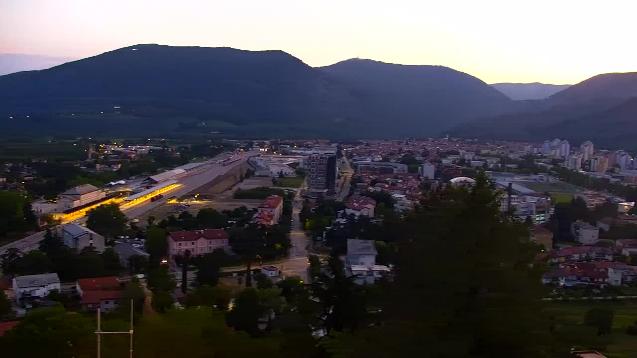 Nova Gorica et Gorizia : Vue Imprenable depuis le Monastère Franciscain de Kostanjevica