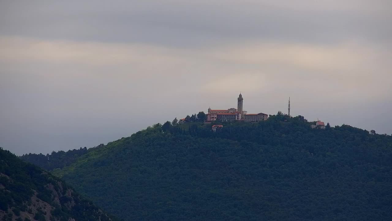 Nova Gorica in Gorica: Čudovit Razgled iz Frančiškanskega Samostana Kostanjevica