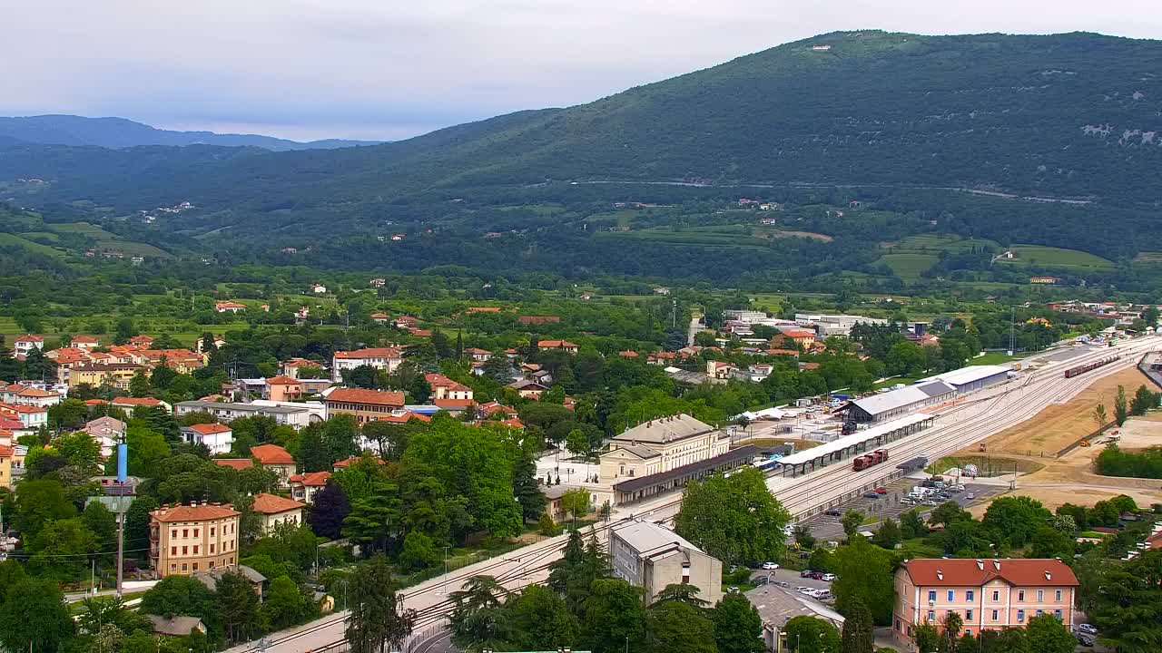 Nova Gorica y Gorizia: Impresionantes Vistas desde el Monasterio Franciscano de Kostanjevica