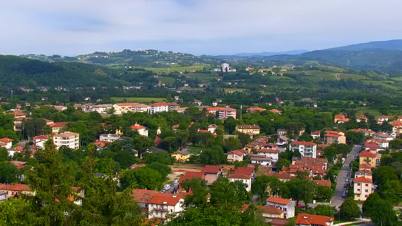 Nova Gorica i Gorica: Prekrasan Pogled iz Franjevačkog Samostana Kostanjevica