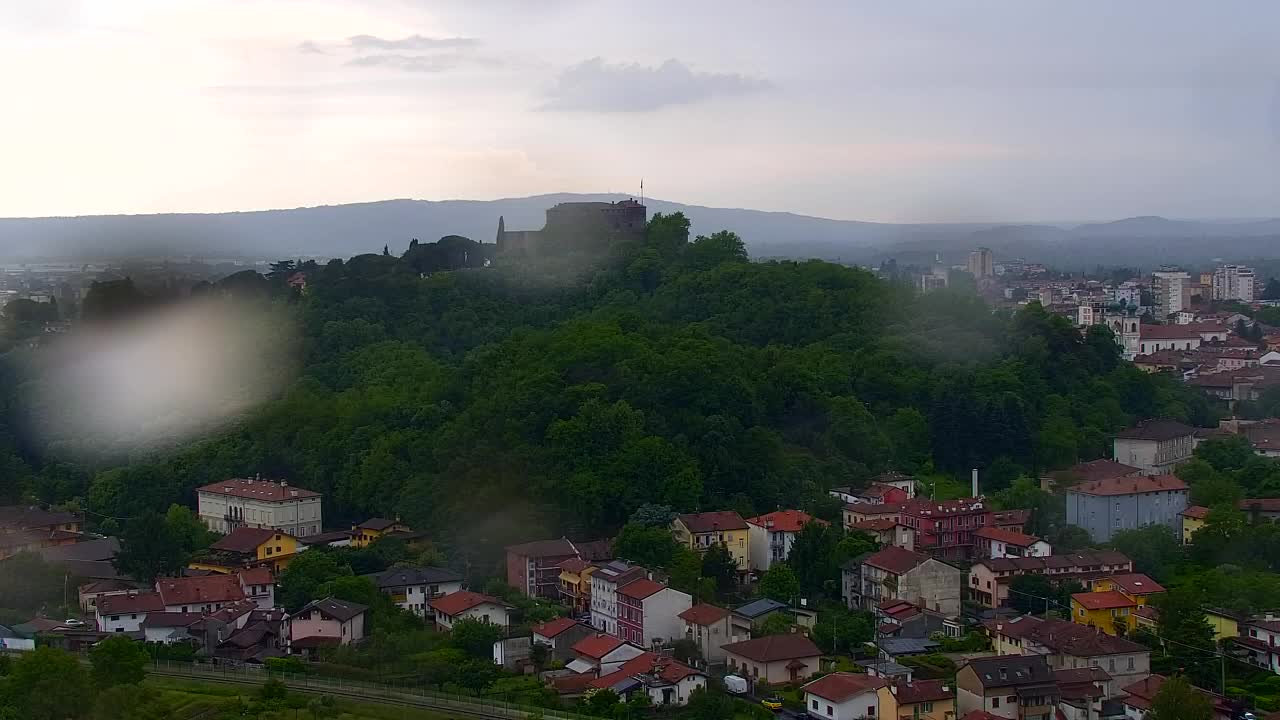 Nova Gorica i Gorica: Prekrasan Pogled iz Franjevačkog Samostana Kostanjevica