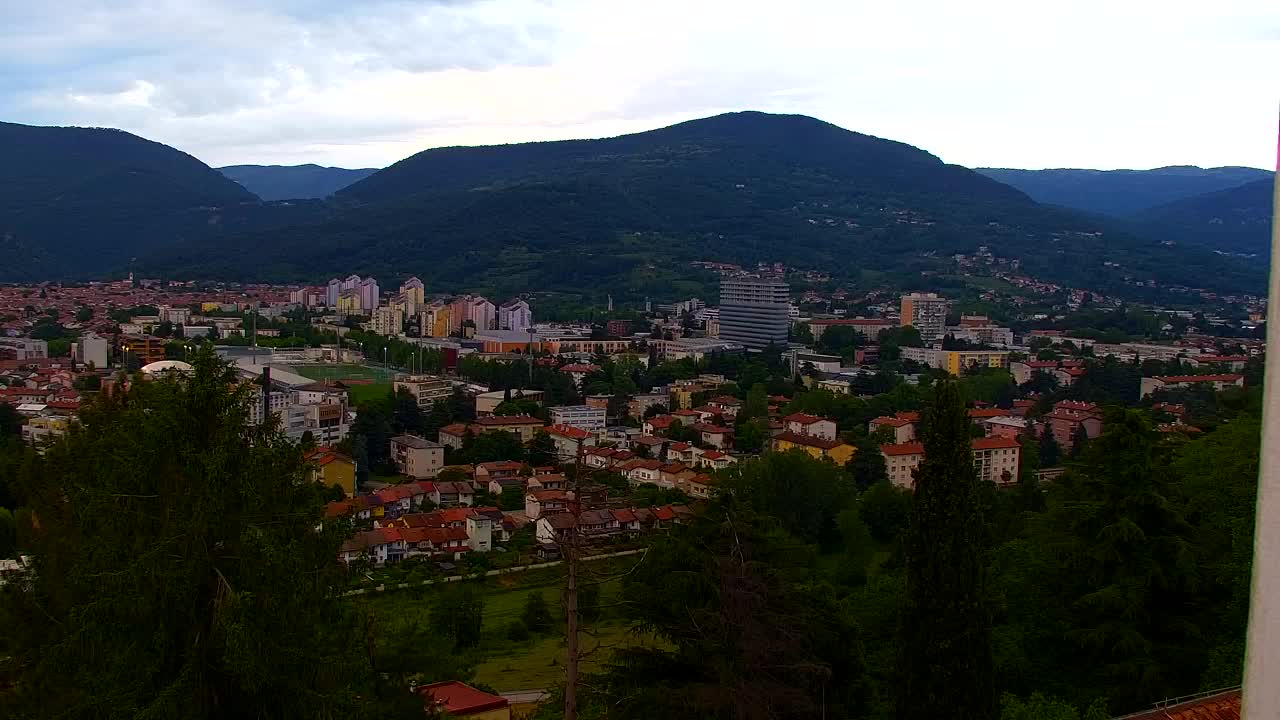 Nova Gorica e Gorizia: Panorama Mozzafiato dal Convento Francescano di Castagnevizza