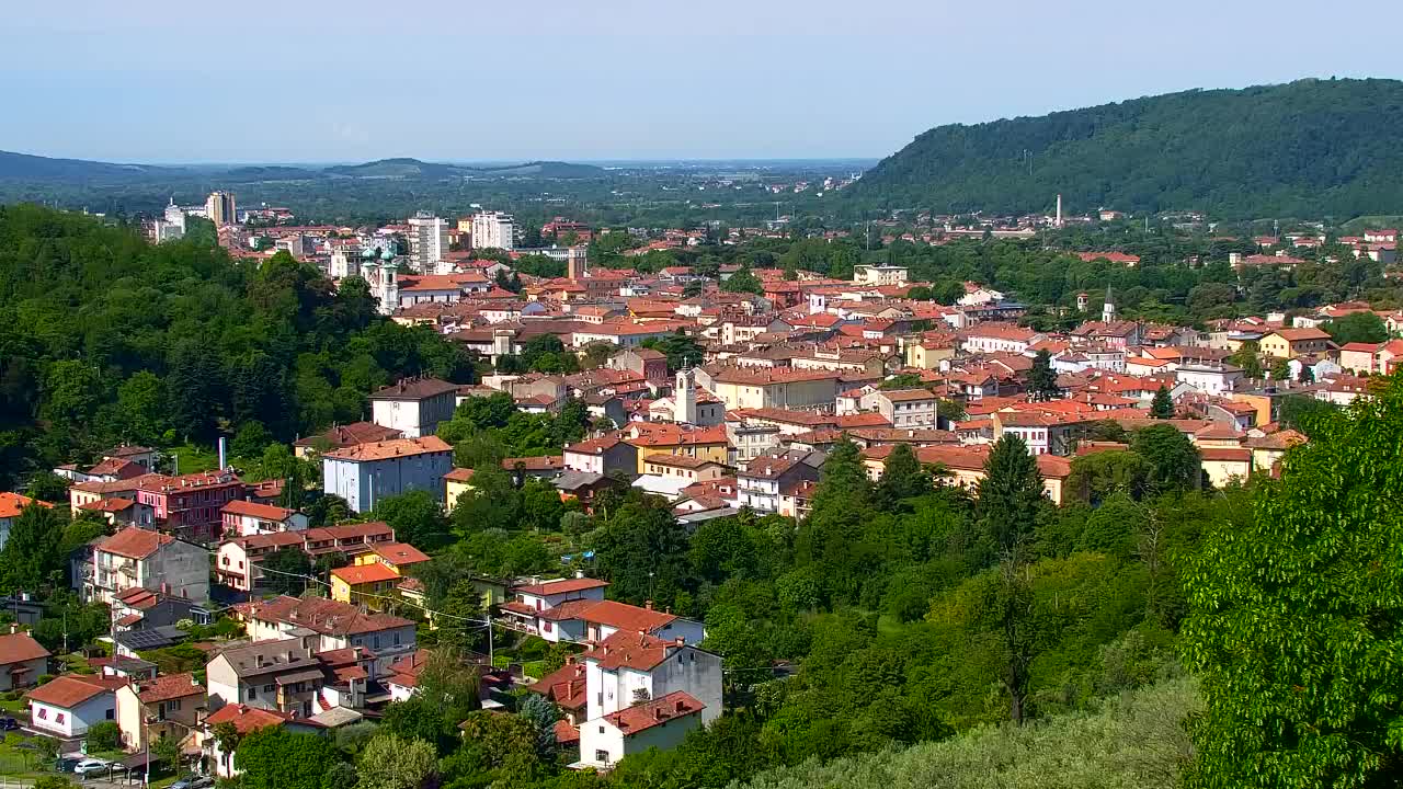 Nova Gorica y Gorizia: Impresionantes Vistas desde el Monasterio Franciscano de Kostanjevica