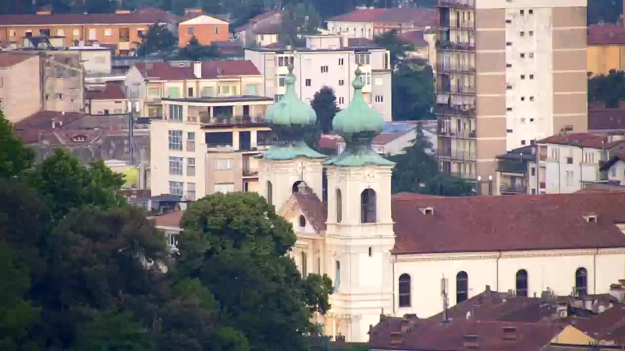 Nova Gorica et Gorizia : Vue Imprenable depuis le Monastère Franciscain de Kostanjevica