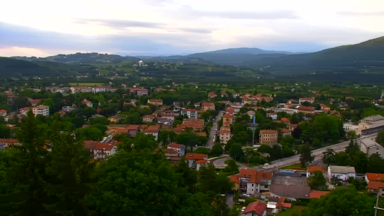 Nova Gorica et Gorizia : Vue Imprenable depuis le Monastère Franciscain de Kostanjevica