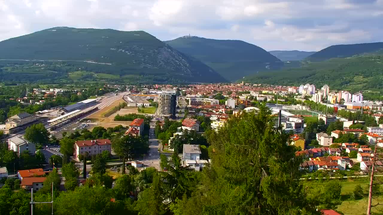 Nova Gorica i Gorica: Prekrasan Pogled iz Franjevačkog Samostana Kostanjevica