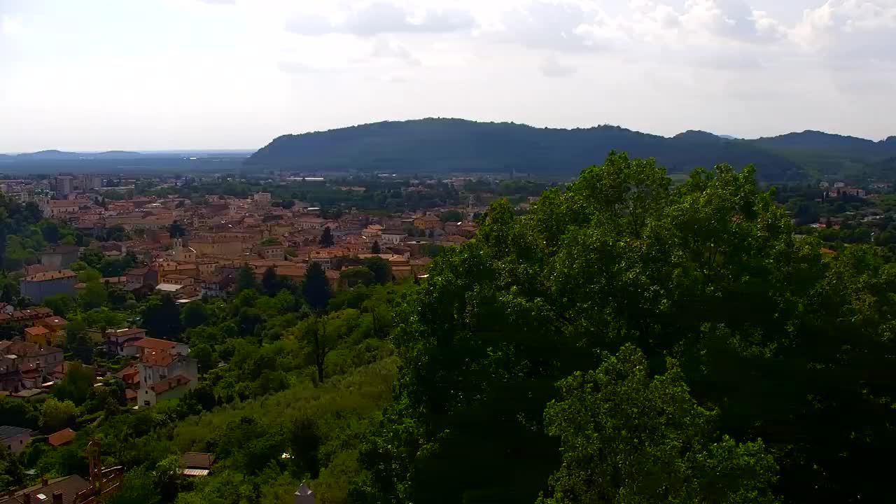 Nova Gorica i Gorica: Prekrasan Pogled iz Franjevačkog Samostana Kostanjevica