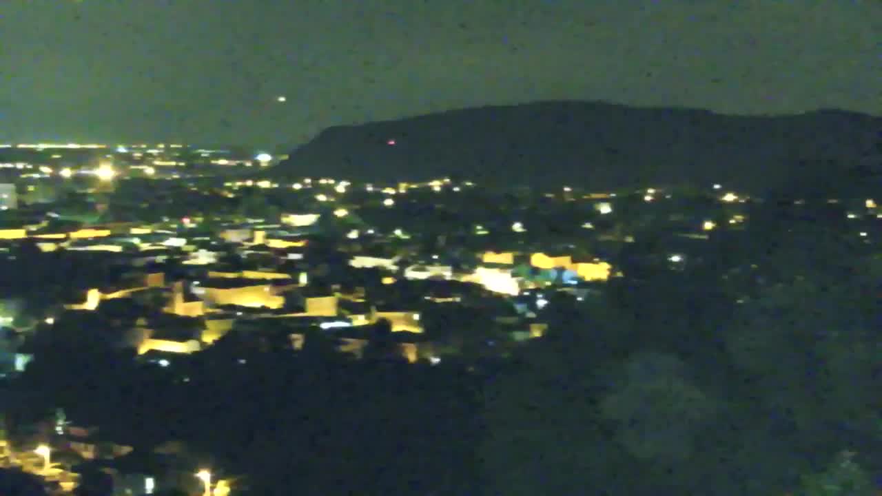 Nova Gorica e Gorizia: Panorama Mozzafiato dal Convento Francescano di Castagnevizza