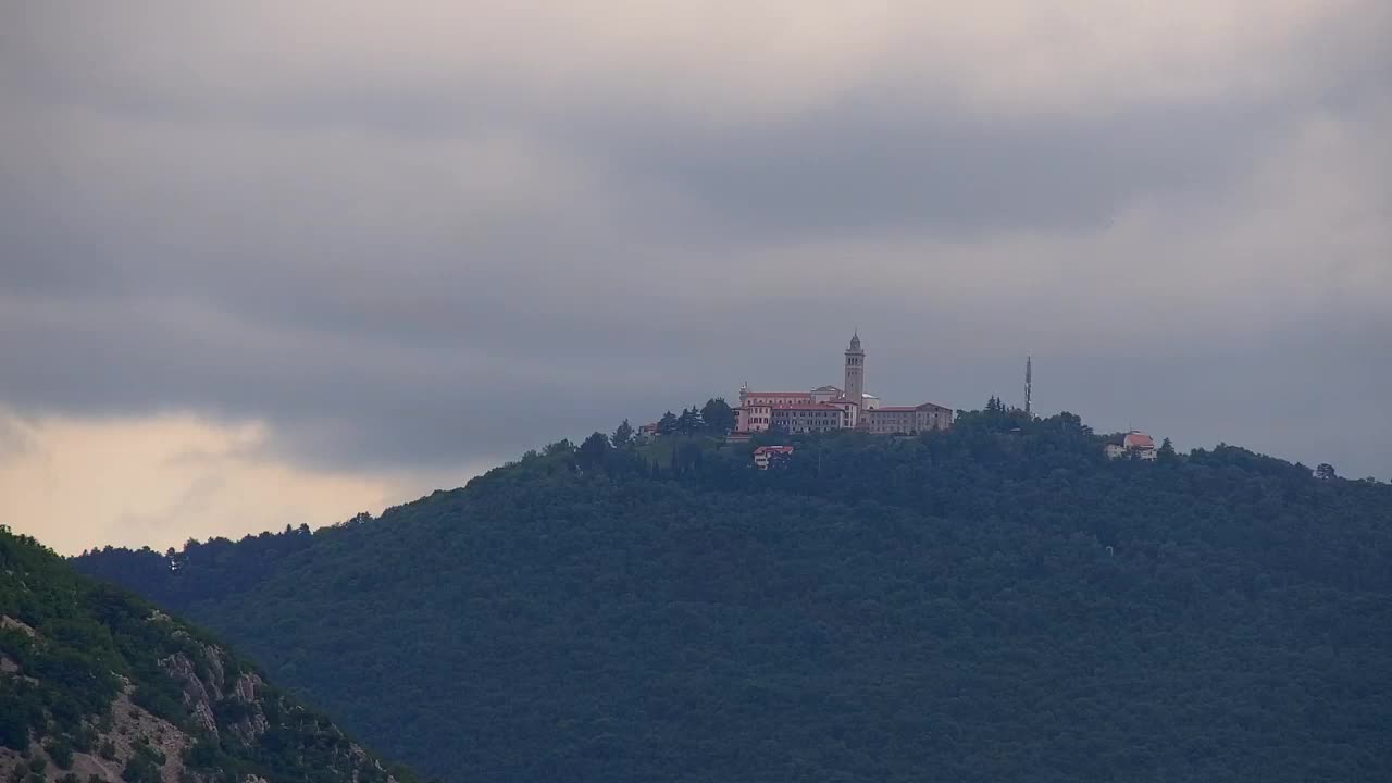 Nova Gorica in Gorica: Čudovit Razgled iz Frančiškanskega Samostana Kostanjevica