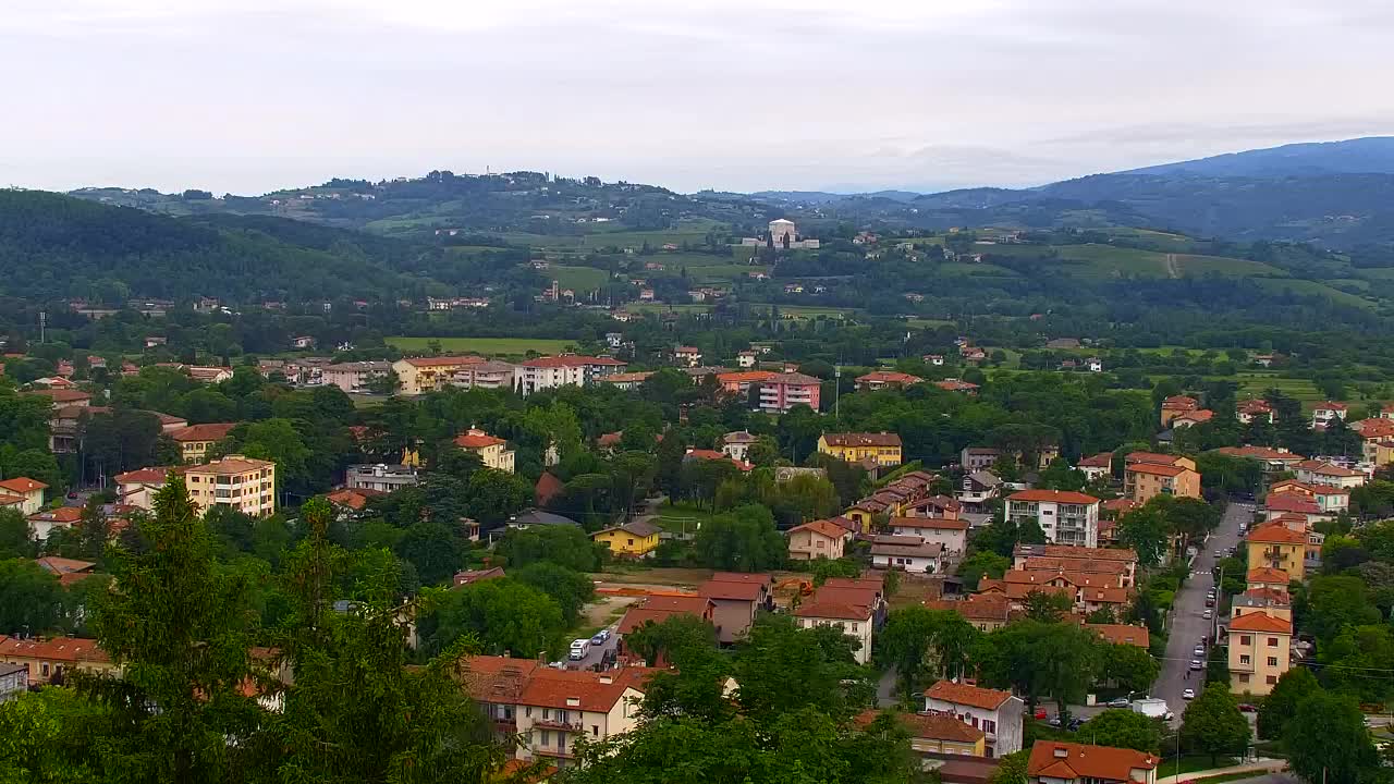 Nova Gorica und Görz: Atemberaubende Aussicht vom Franziskanerkloster Kostanjevica