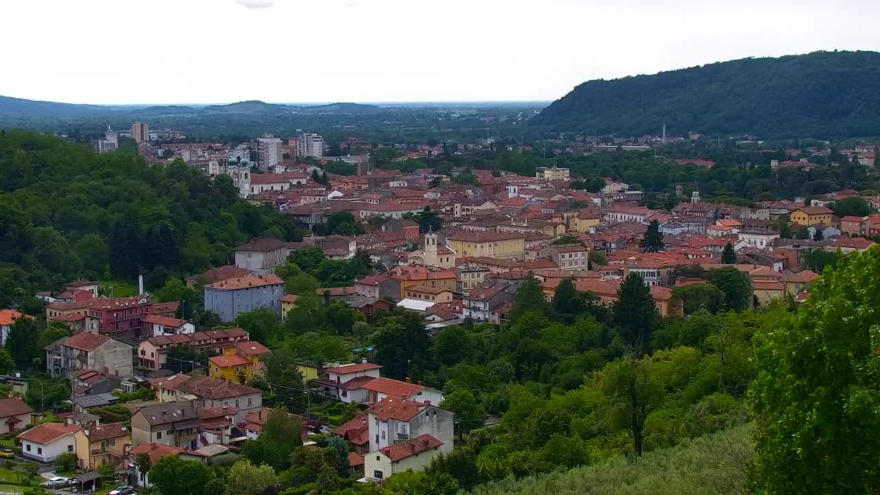 Nova Gorica y Gorizia: Impresionantes Vistas desde el Monasterio Franciscano de Kostanjevica