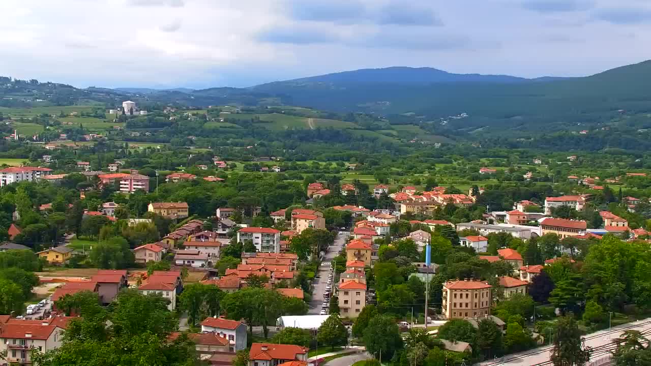 Nova Gorica y Gorizia: Impresionantes Vistas desde el Monasterio Franciscano de Kostanjevica