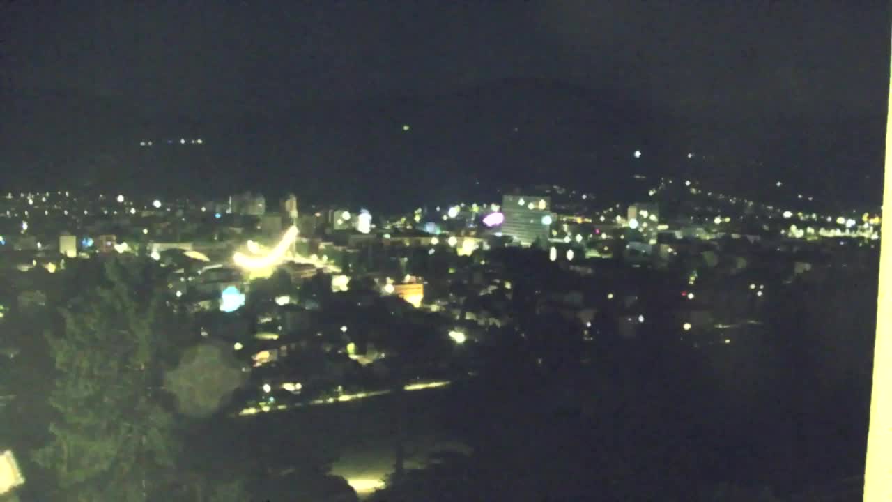 Nova Gorica e Gorizia: Panorama Mozzafiato dal Convento Francescano di Castagnevizza