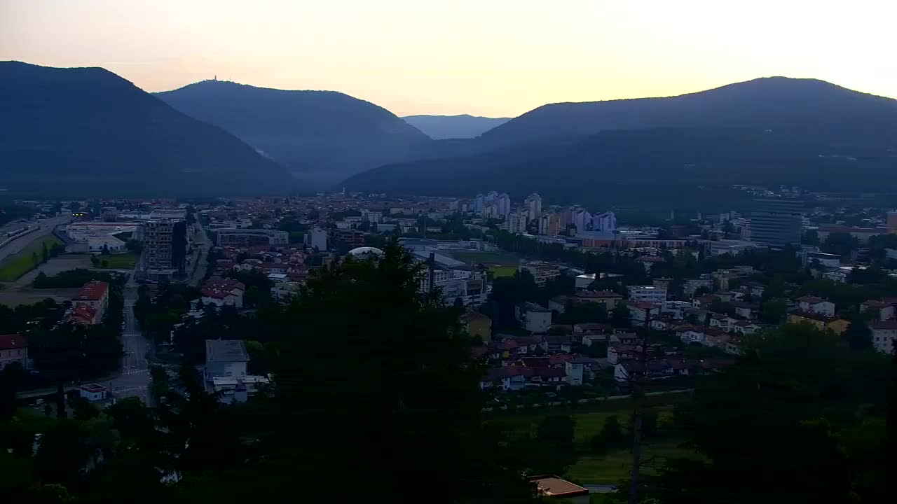 Nova Gorica et Gorizia : Vue Imprenable depuis le Monastère Franciscain de Kostanjevica