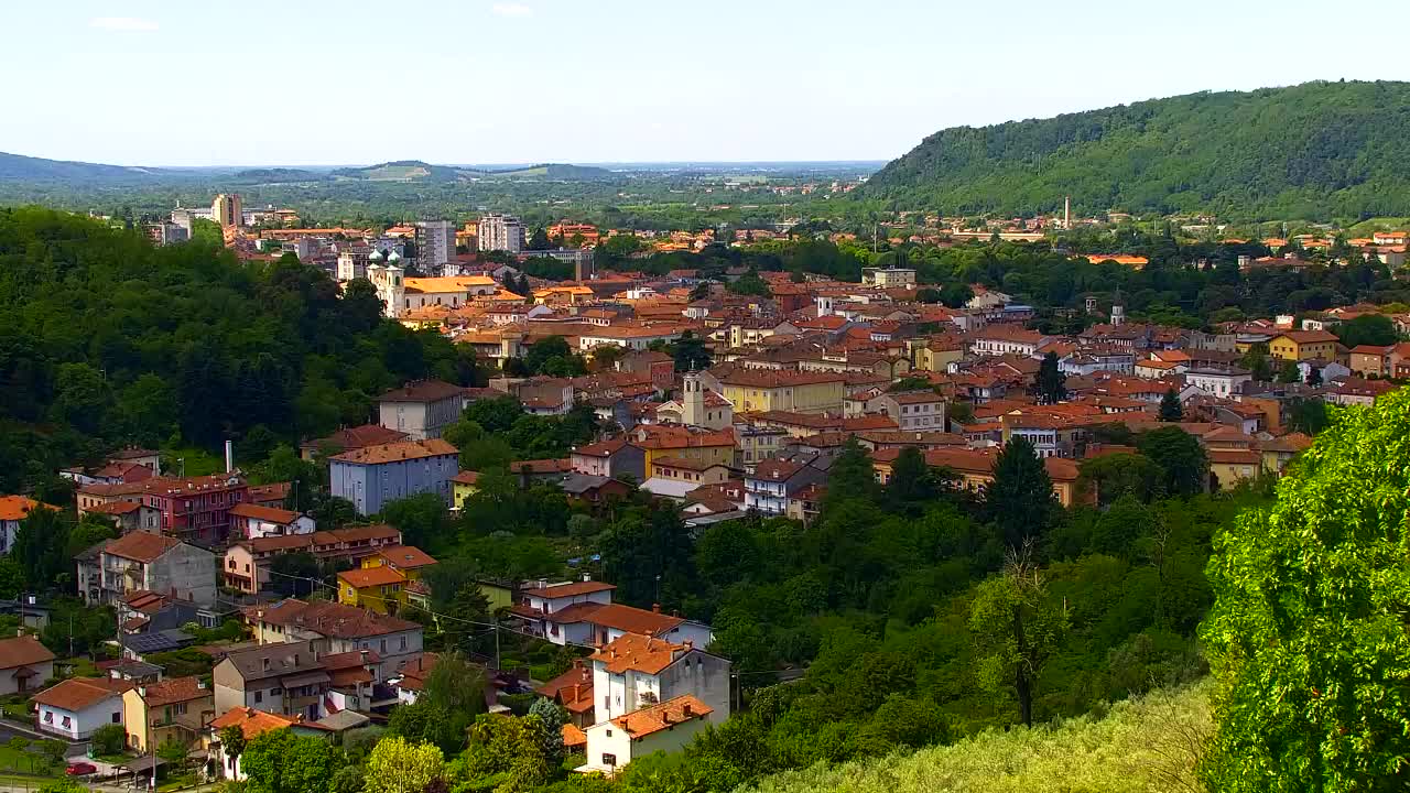 Nova Gorica e Gorizia: Panorama Mozzafiato dal Convento Francescano di Castagnevizza