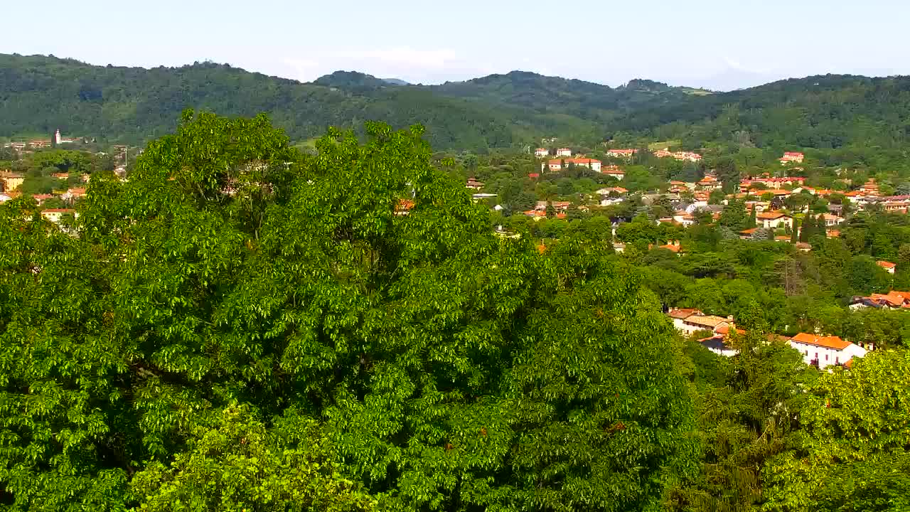 Nova Gorica e Gorizia: Panorama Mozzafiato dal Convento Francescano di Castagnevizza
