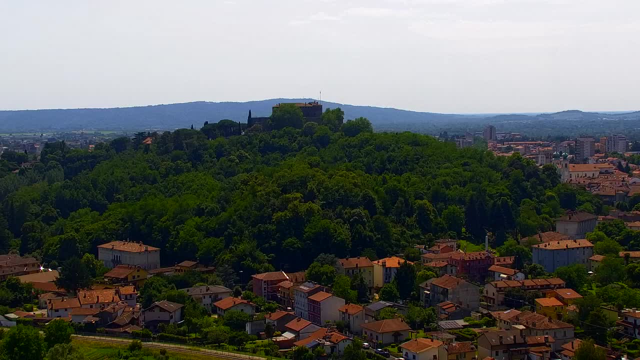 Nova Gorica e Gorizia: Panorama Mozzafiato dal Convento Francescano di Castagnevizza