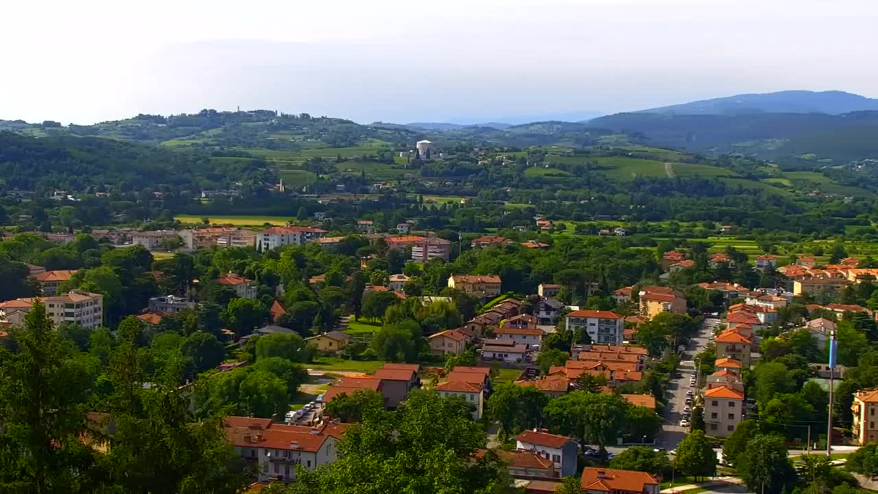 Nova Gorica i Gorica: Prekrasan Pogled iz Franjevačkog Samostana Kostanjevica