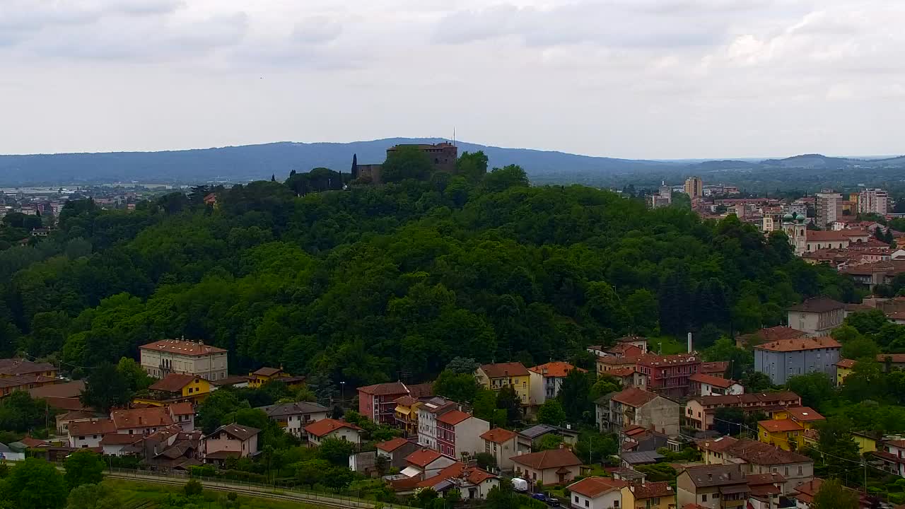 Nova Gorica e Gorizia: Panorama Mozzafiato dal Convento Francescano di Castagnevizza