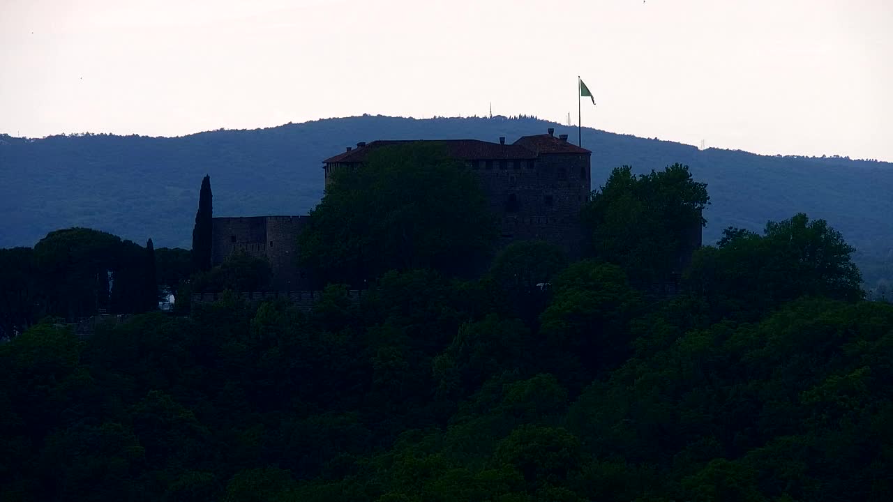 Nova Gorica in Gorica: Čudovit Razgled iz Frančiškanskega Samostana Kostanjevica