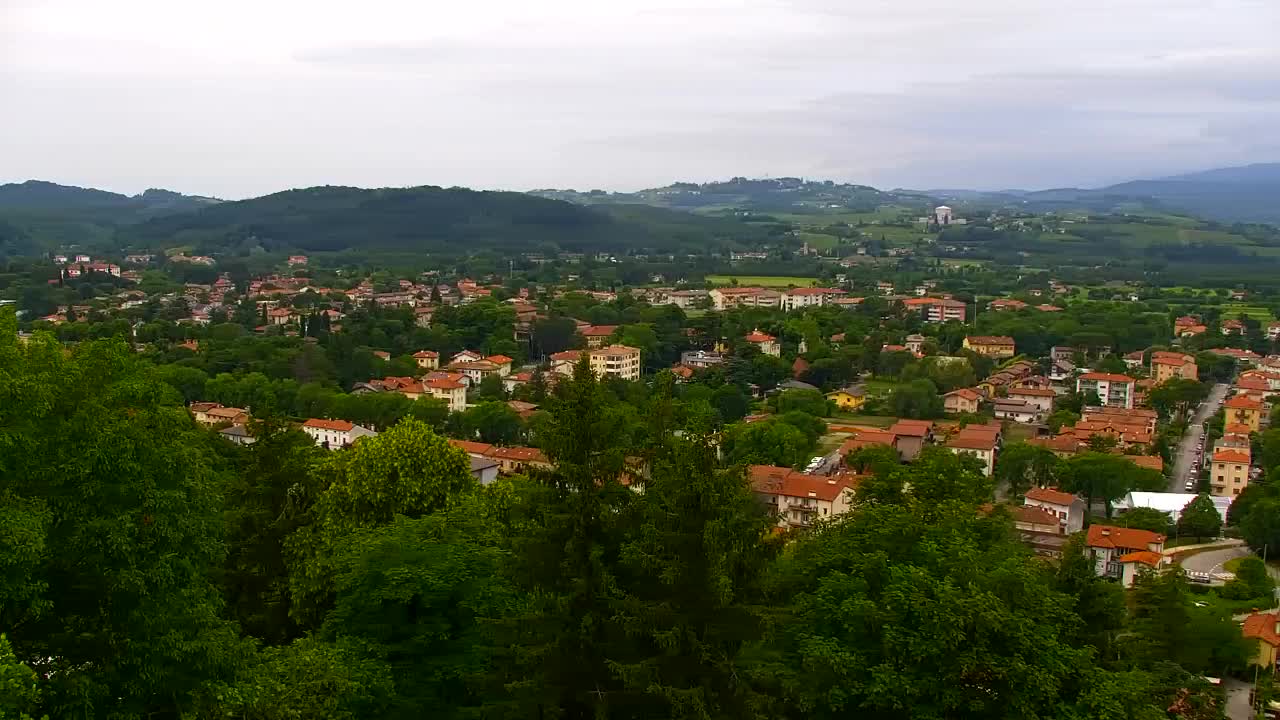 Nova Gorica y Gorizia: Impresionantes Vistas desde el Monasterio Franciscano de Kostanjevica