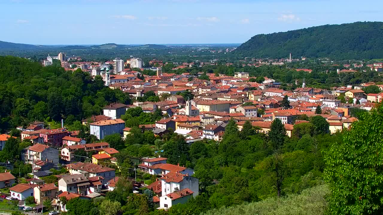 Nova Gorica e Gorizia: Panorama Mozzafiato dal Convento Francescano di Castagnevizza