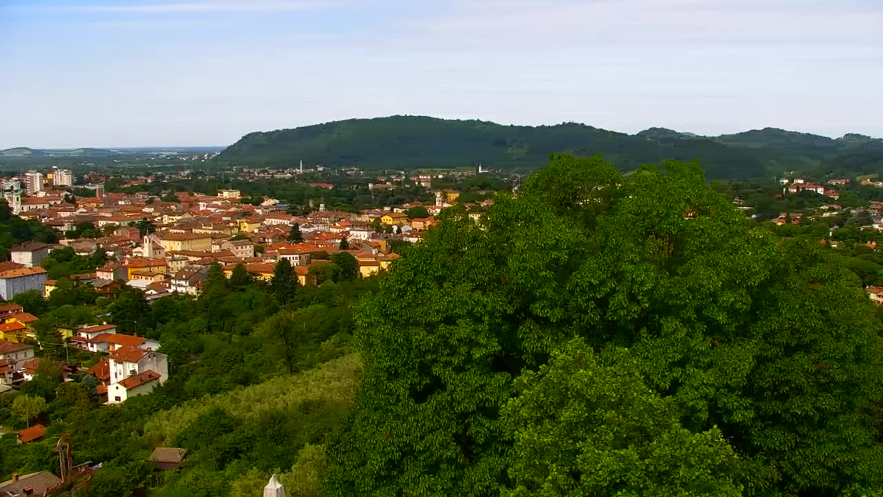 Nova Gorica y Gorizia: Impresionantes Vistas desde el Monasterio Franciscano de Kostanjevica