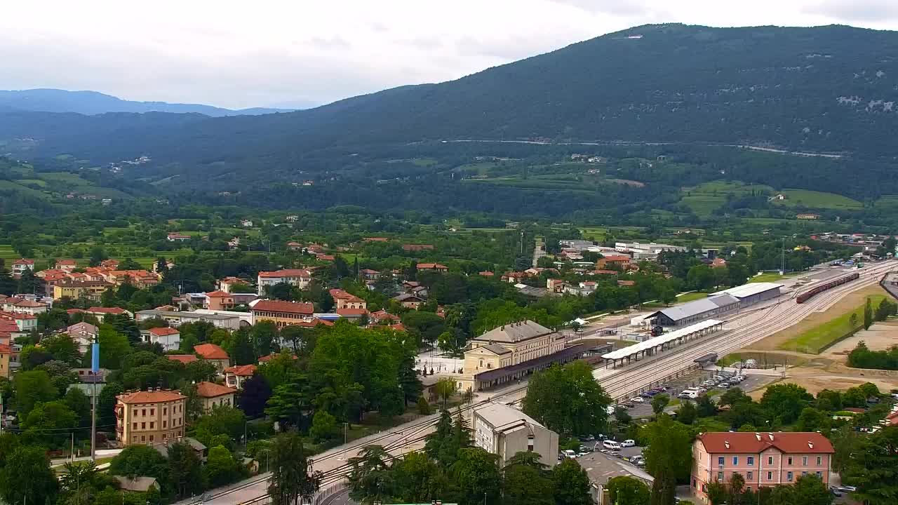 Nova Gorica y Gorizia: Impresionantes Vistas desde el Monasterio Franciscano de Kostanjevica