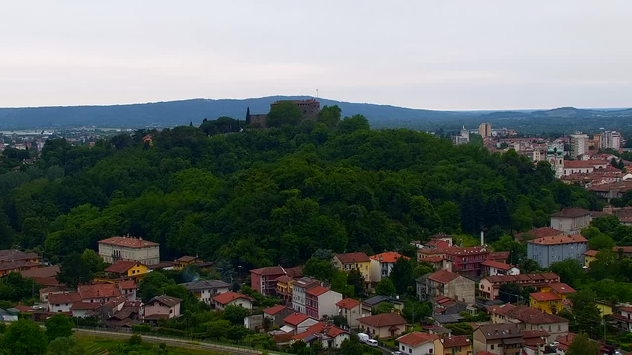 Nova Gorica y Gorizia: Impresionantes Vistas desde el Monasterio Franciscano de Kostanjevica