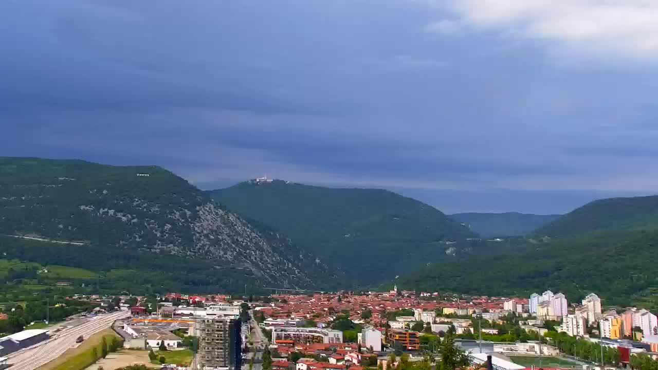 Nova Gorica e Gorizia: Panorama Mozzafiato dal Convento Francescano di Castagnevizza