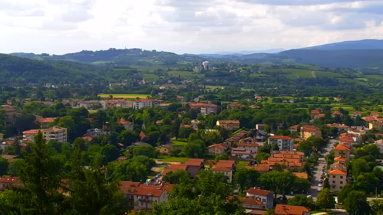 Nova Gorica i Gorica: Prekrasan Pogled iz Franjevačkog Samostana Kostanjevica