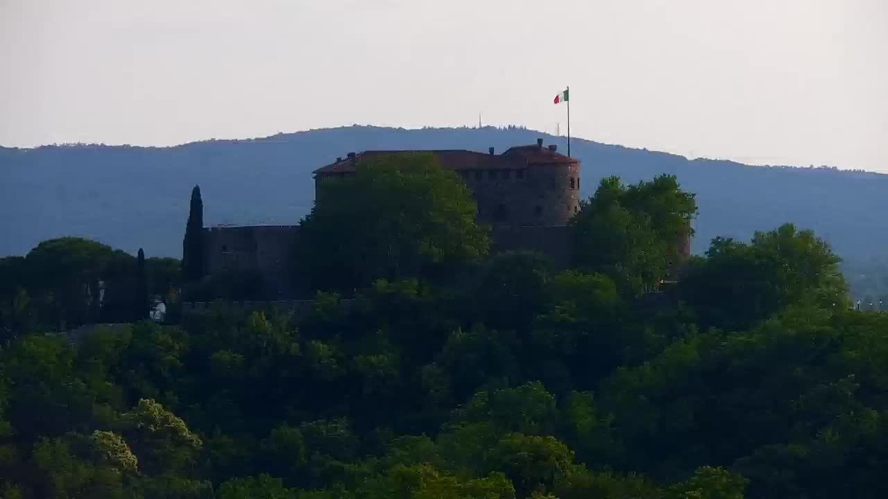 Nova Gorica und Görz: Atemberaubende Aussicht vom Franziskanerkloster Kostanjevica