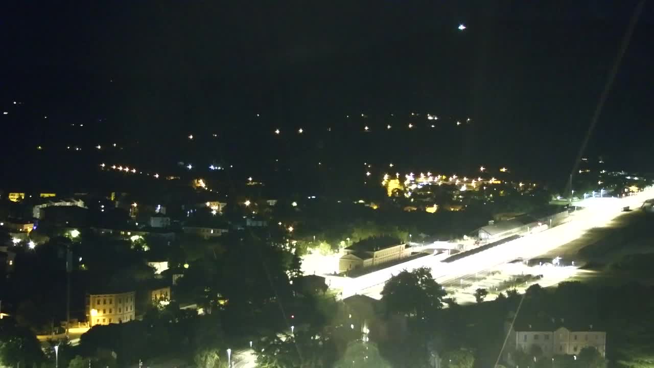 Nova Gorica e Gorizia: Panorama Mozzafiato dal Convento Francescano di Castagnevizza