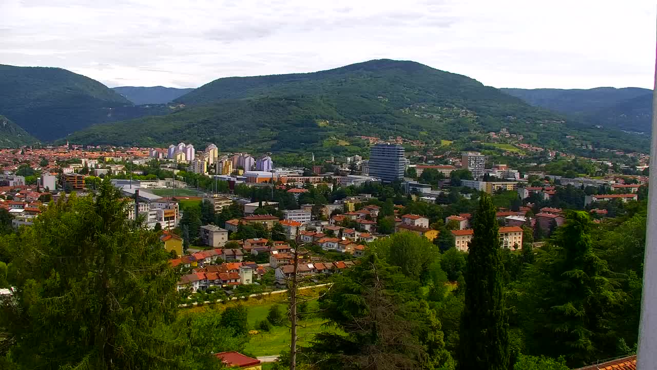 Nova Gorica und Görz: Atemberaubende Aussicht vom Franziskanerkloster Kostanjevica