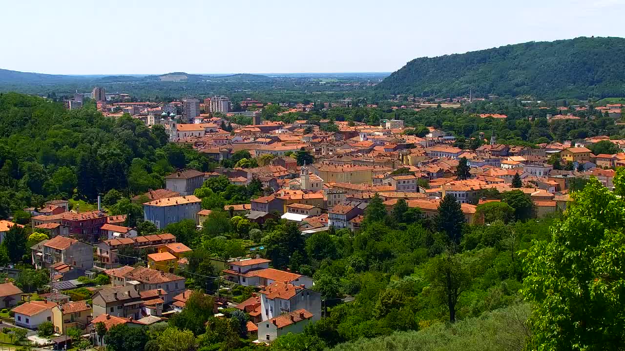 Nova Gorica y Gorizia: Impresionantes Vistas desde el Monasterio Franciscano de Kostanjevica